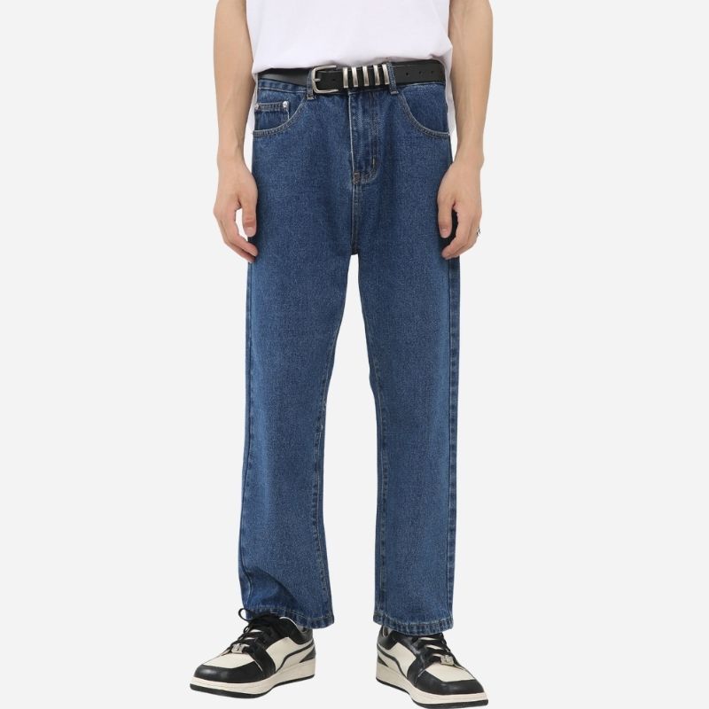 Men’s stretchy straight leg jeans in navy, front view
