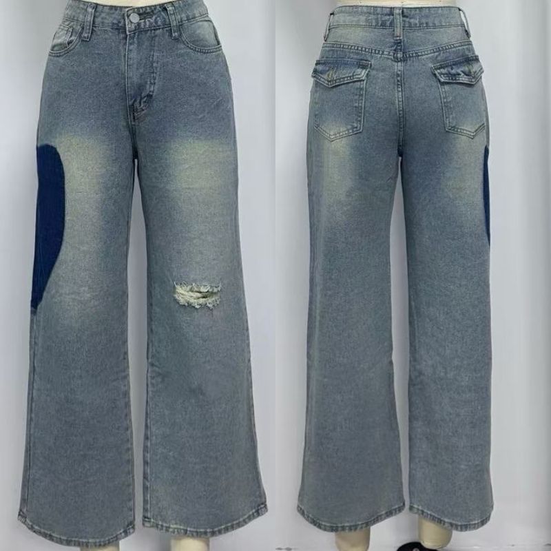 Women’s low waist heart-shaped baggy jeans, front and back views